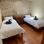 La Belle Evasion Nyaraló *